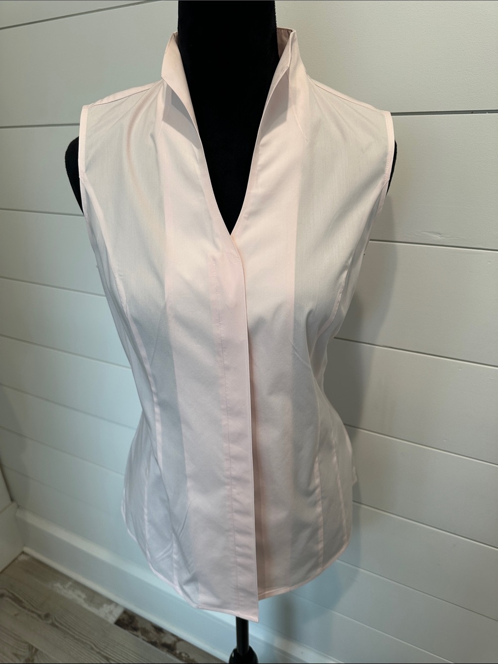 Brooks Brothers Sleeveless V-Neck Pintuck Shell Top - Light Pink